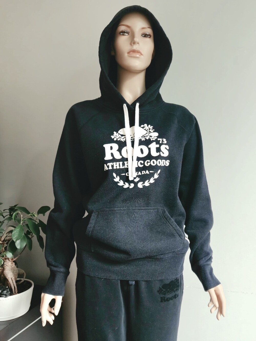 Roots Woman's Athletic Black Cotton Blend Set Of Two Size M